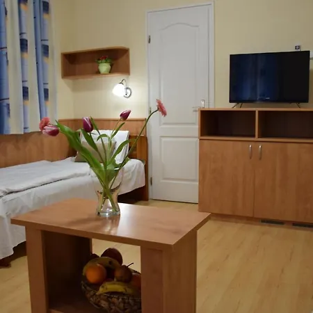 Zóna üdülő Bed and breakfast Zamárdi