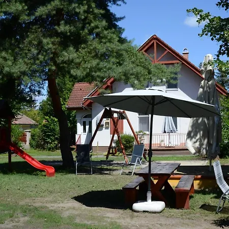 Bed and breakfast Zóna üdülő Zamárdi