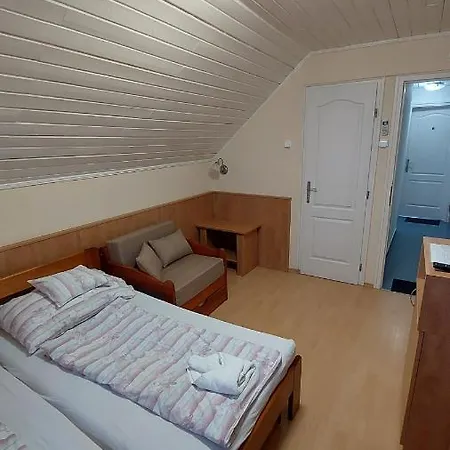 Zoeld Zona Ueduelo Bed & Breakfast 3*