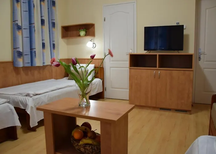 Zoeld Zona Ueduelo לינה וארוחת בוקר זמראדי