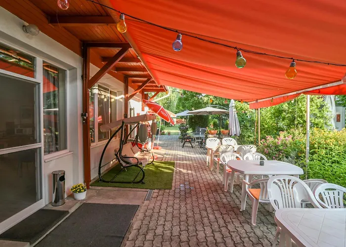 Zoeld Zona Ueduelo לינה וארוחת בוקר זמראדי